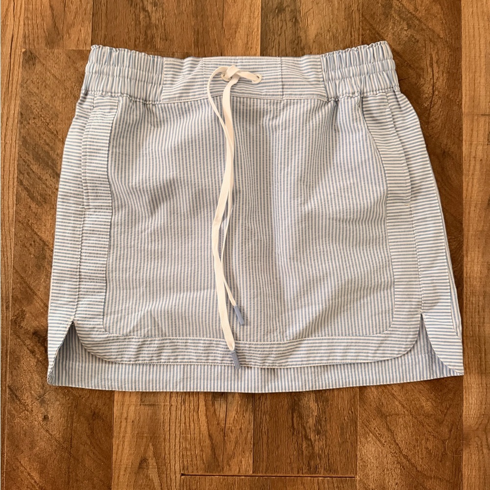 Vineyard Vines Blue & White Striped Skirt